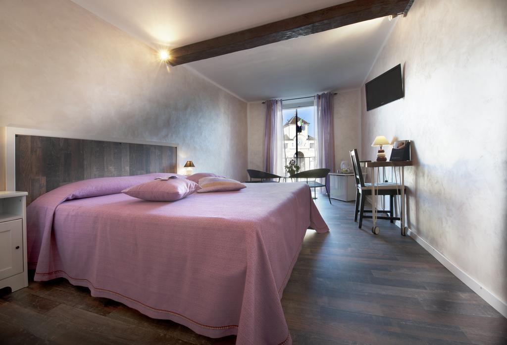 La Finestra Sulla Reggia Bed & Breakfast Венария Реале Екстериор снимка